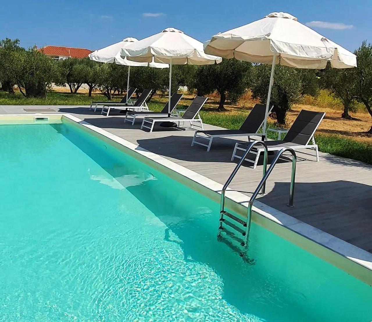 Eleonas Suites Sarti Exteriér fotografie